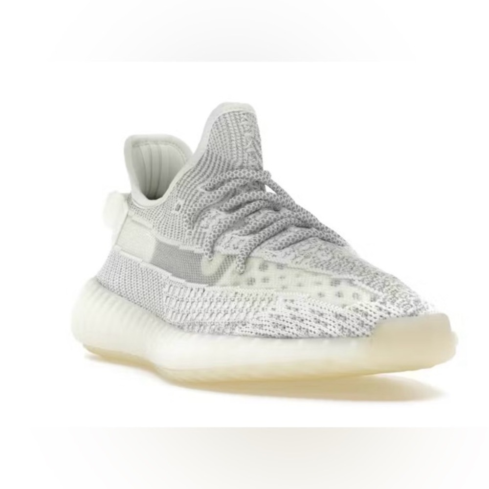 Yeezy Boost 350 V2 Static Reflective
Sz 6 men